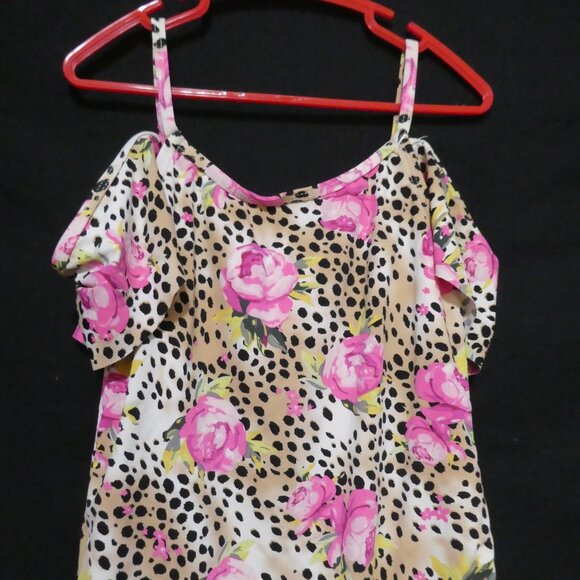 BETSEY JOHNSON | size 7/8 | Floral One Piece Swimsuit | Ruffle Trim Top - Picture 14 of 16